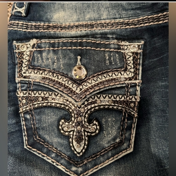 Rock Revival Jeans - Picture 1 of 7